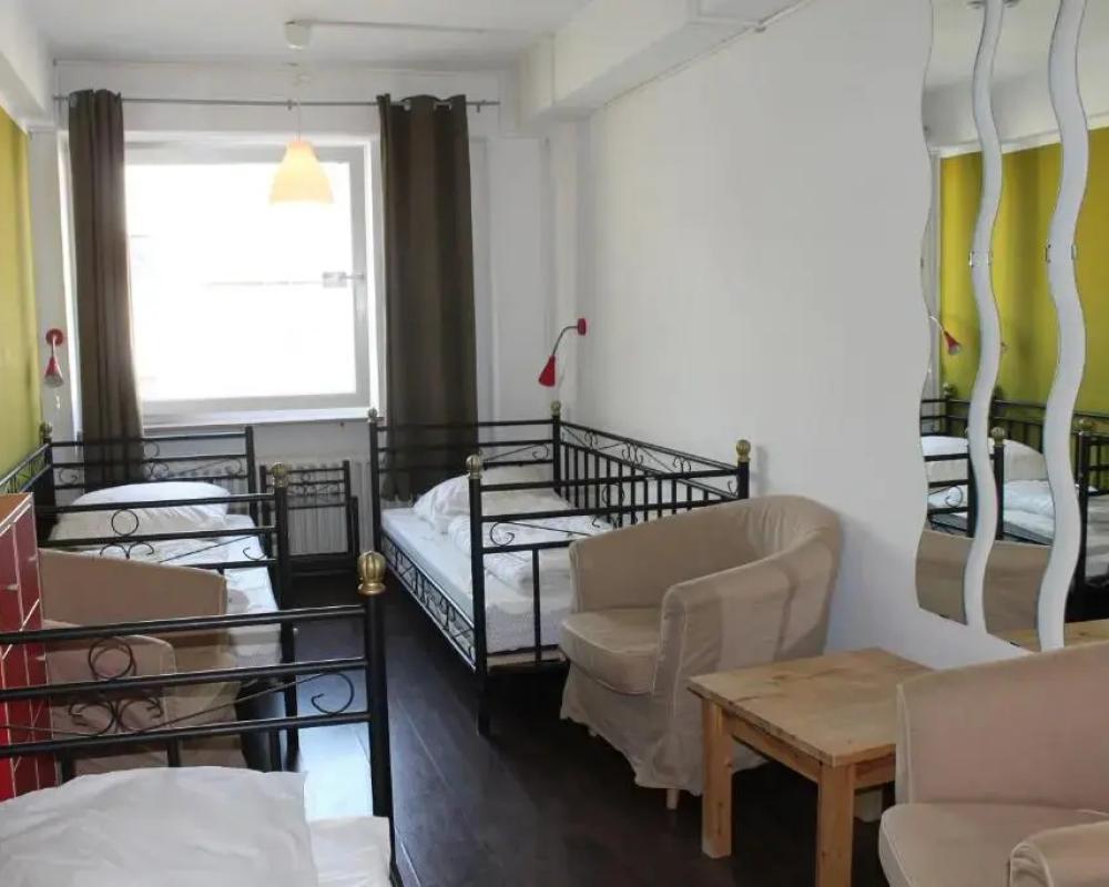 фото Station Hostel For Backpackers