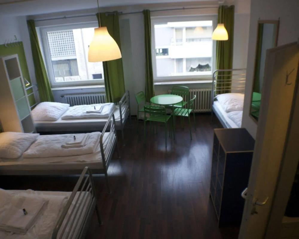 фото Station Hostel For Backpackers