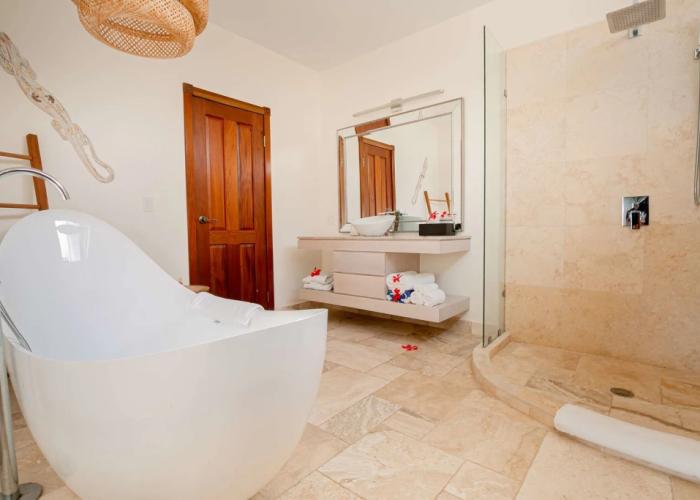 Almond Beach Resort at Jaguar Reef