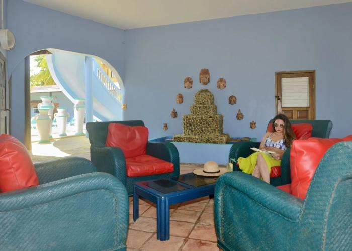Parrot Cove Lodge