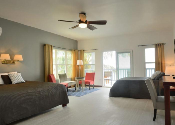 Parrot Cove Lodge