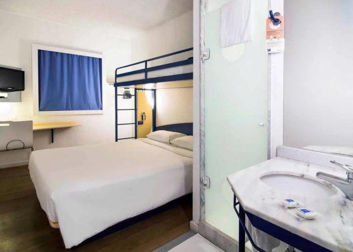 ibis Tamboré