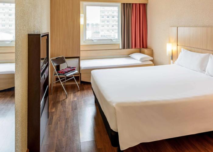 ibis Blumenau