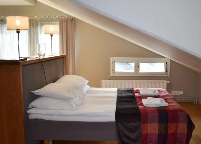 Levi Suites Unna Mànnu