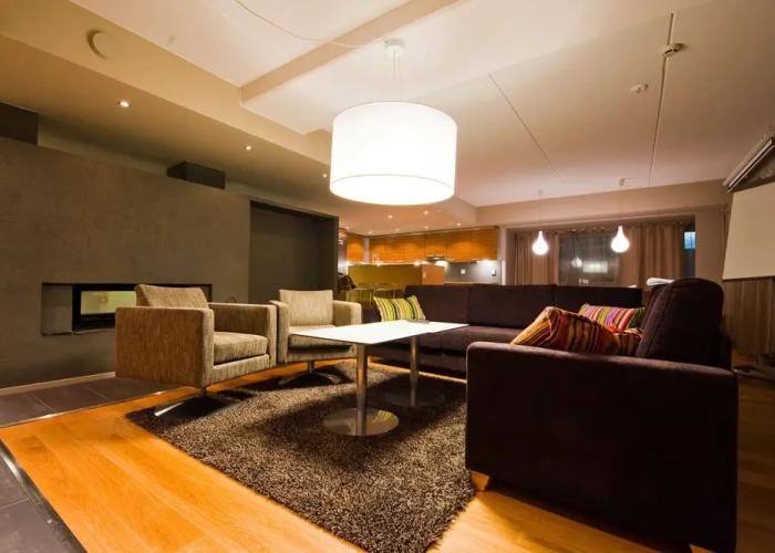 Levi Suites Unna Mànnu