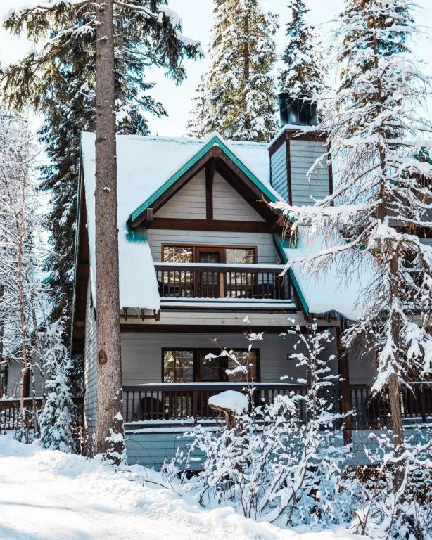 Emerald Lake Lodge