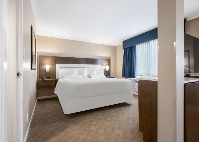 Best Western Plus Columbia River Hotel