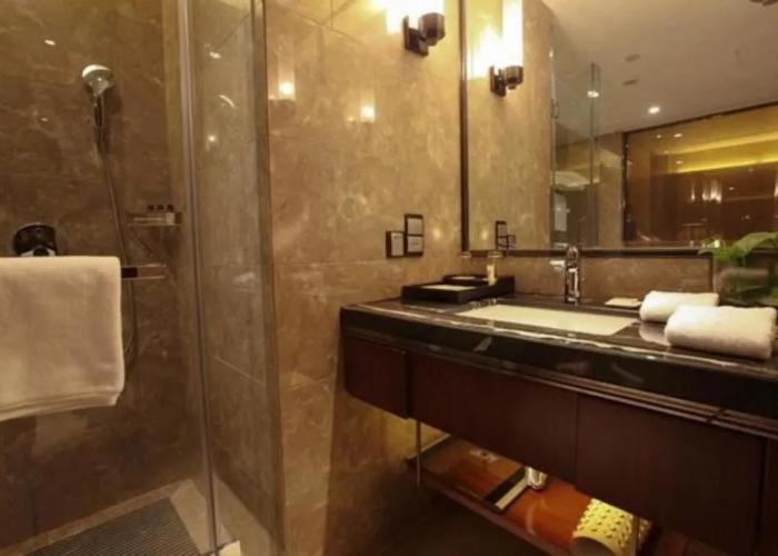 Tangshan Jitang New Century Hotel