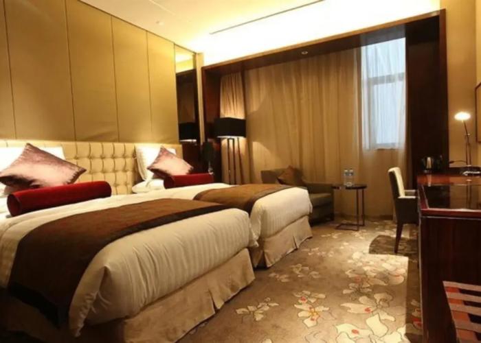 Tangshan Jitang New Century Hotel