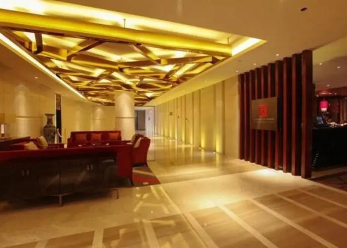 Tangshan Jitang New Century Hotel