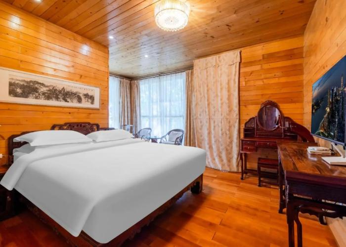 Cao Fei Island Hotel