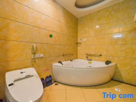 Linhai Business Hostel