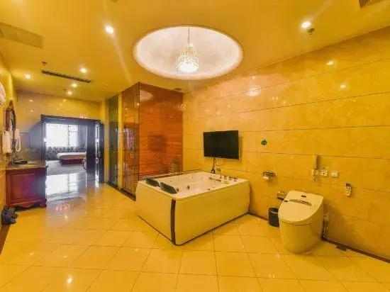 Linhai Business Hostel