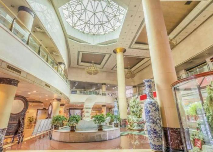 Succeed Hotel