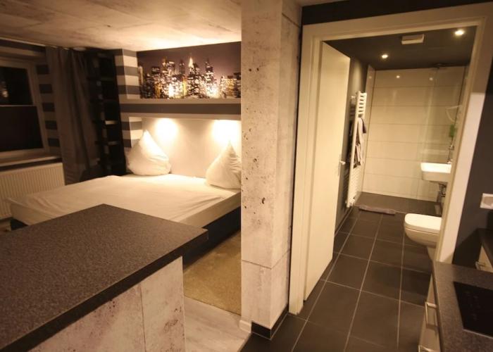 SL'otel - Budget
