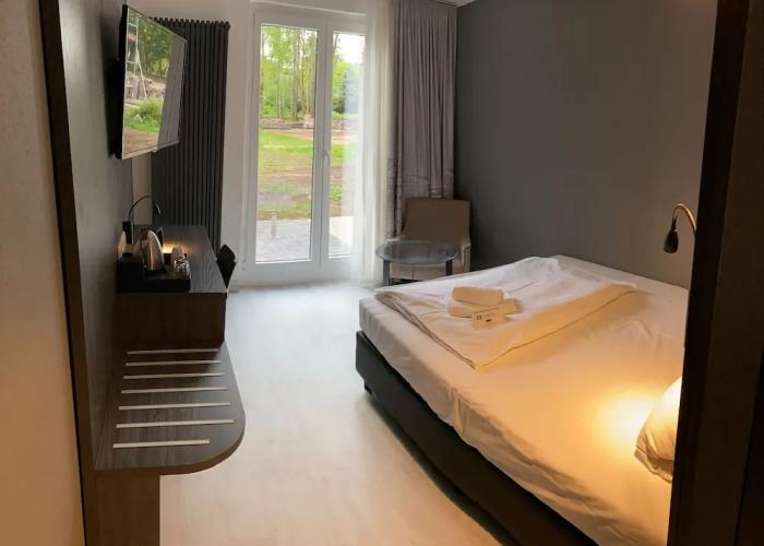 SL'otel im Parforcehaus
