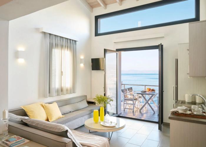 Eleia Seafront Rooms & Villas