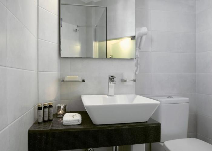 Eleia Seafront Rooms & Villas