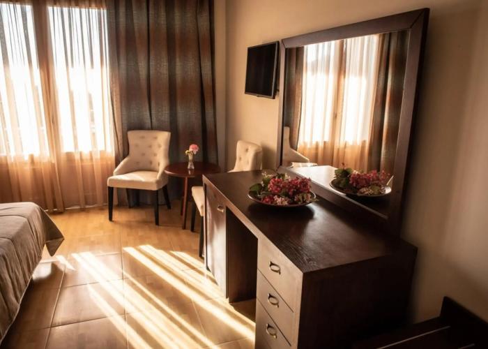Alma Luxury Resort Hotel