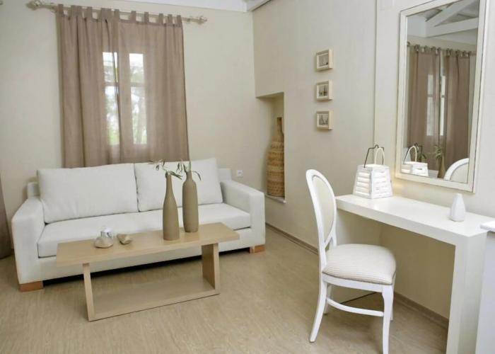 Oikies Small Elegant Houses