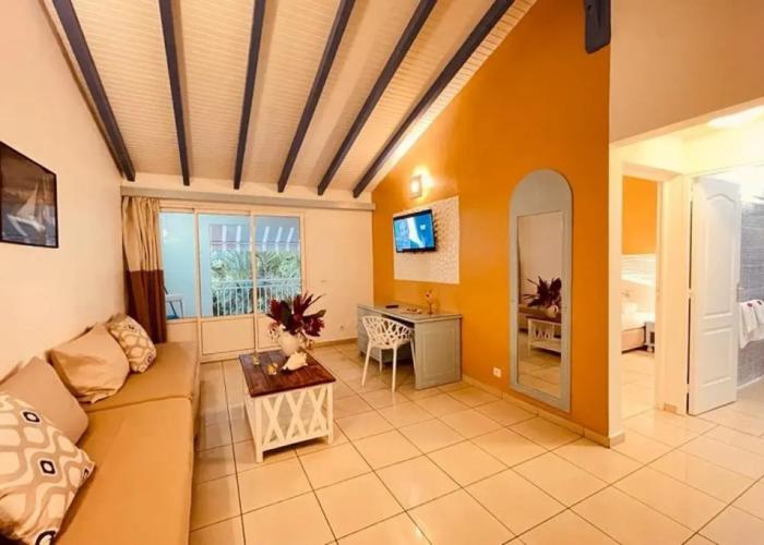 Tropicana Suites