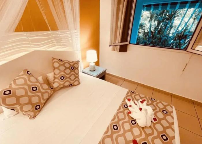 Tropicana Suites