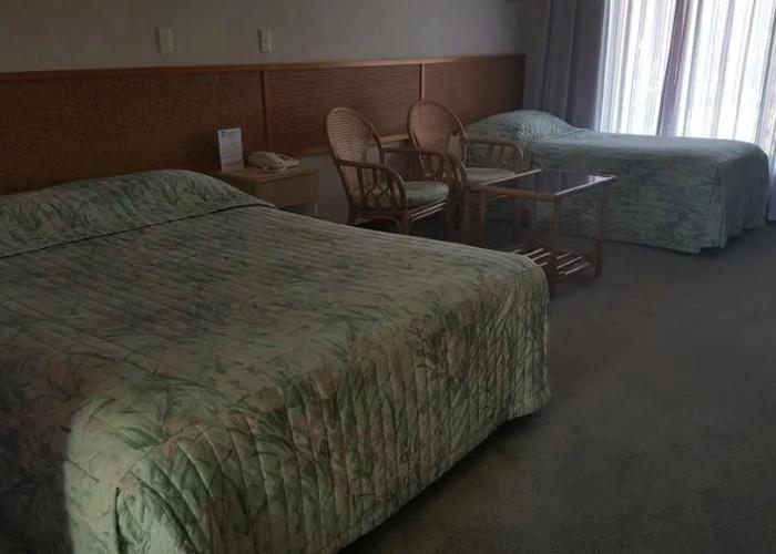 South Pacific Palms Motor Inn