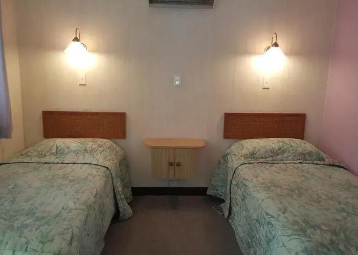 South Pacific Palms Motor Inn