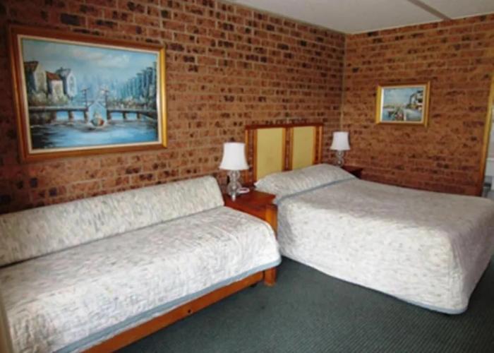 Wayfarer Motel