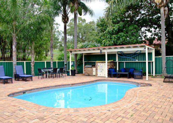 Baybrook Motor Inn & Apartments