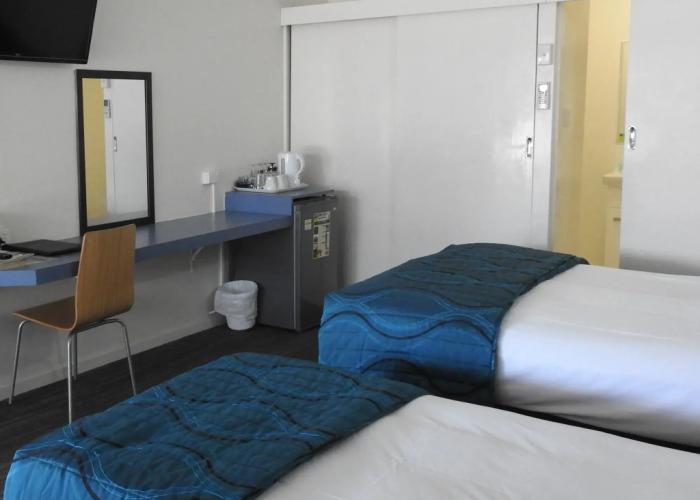 Urangan Motor Inn