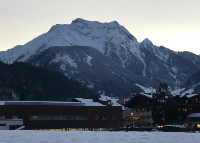 Apartment in Mayrhofen With Balcony