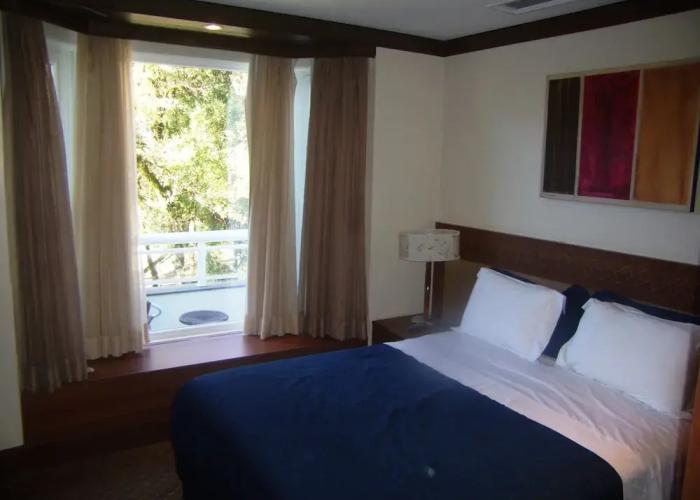 Laje de Pedra Mountain VillagePrime