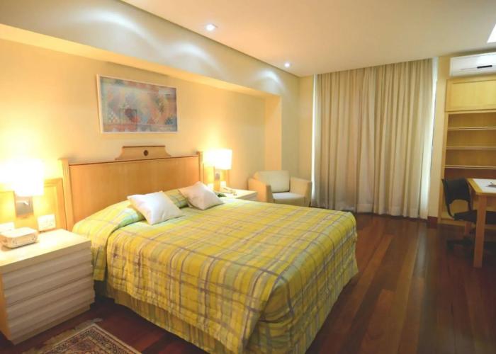 Constantino Hotel