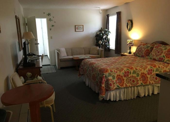 Chase Country Inn Motel