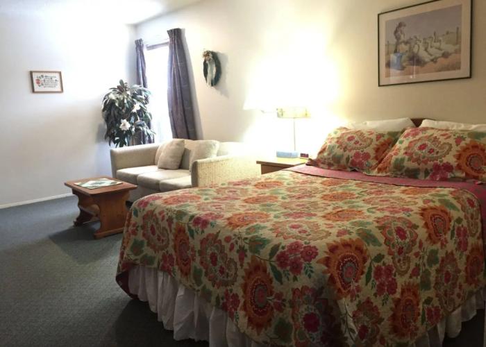 Chase Country Inn Motel