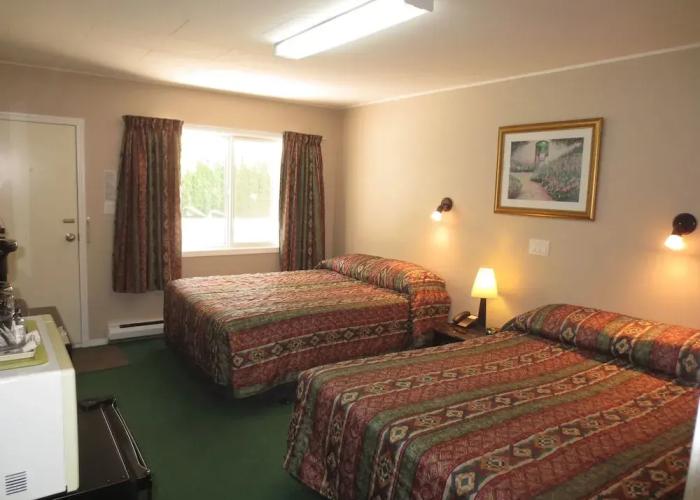 Overlander Motel