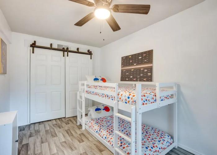 Willis Vacation Rental ~ 2 Mi to Lake Conroe!