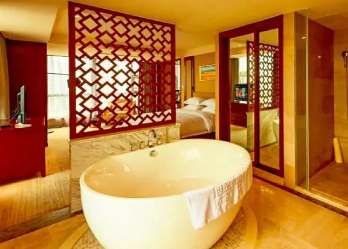 Century Chanson Hotel