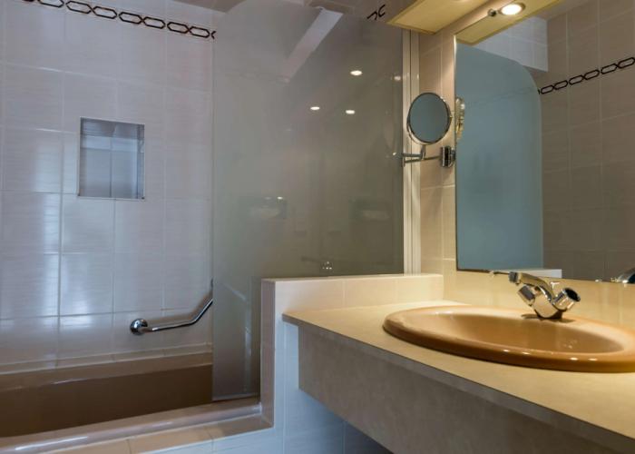 Auberge La Tomette, The Originals Relais