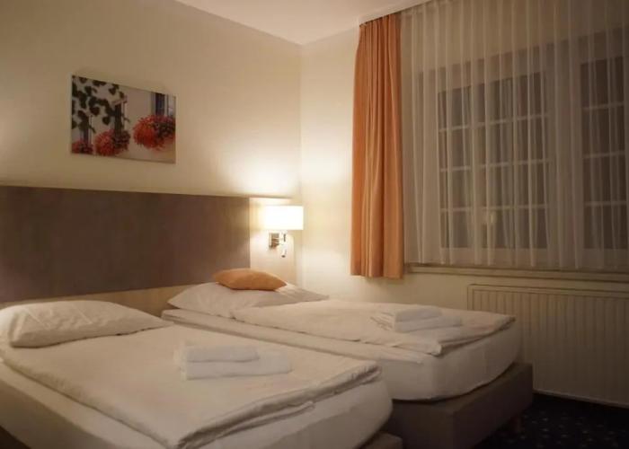 Hotel und Gasthaus zum Eichenkranz