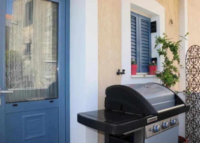 Grand Bleu Apartments & Villas