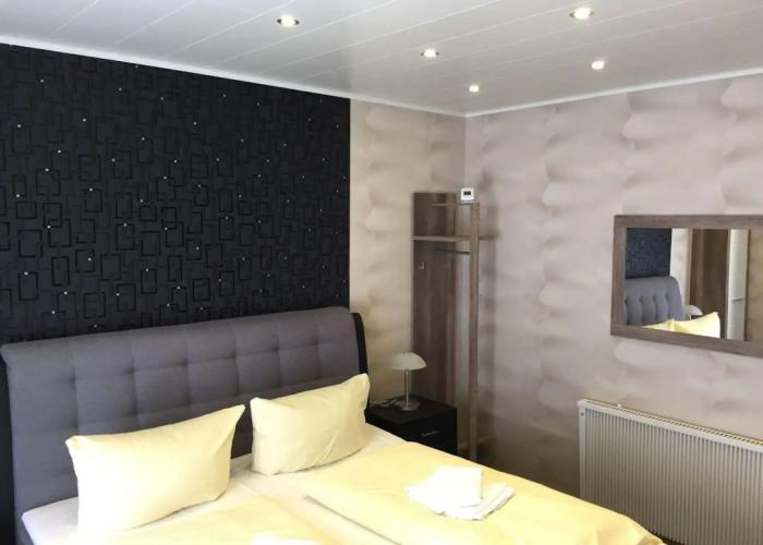 Hotel Holl