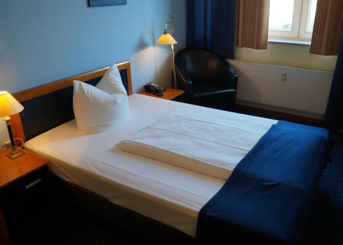 H24 Hoteltow