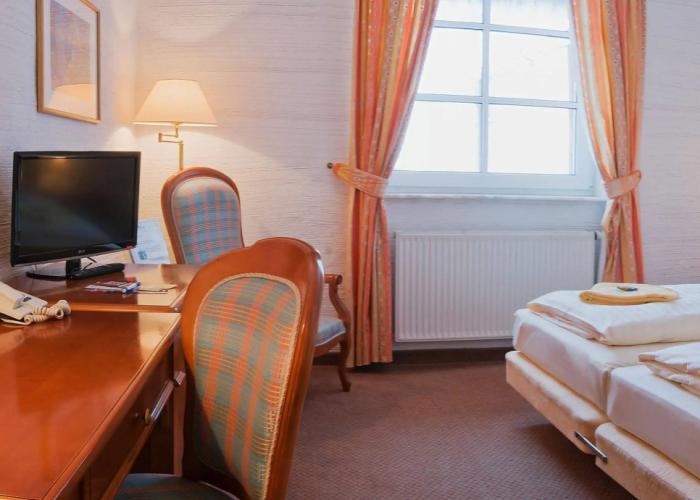 Panorama Berghotel Wettiner Höhe