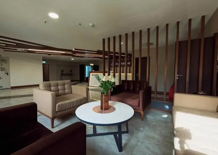 Puzzle Hotels