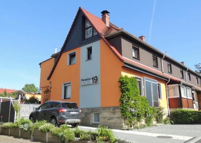 Pension 19