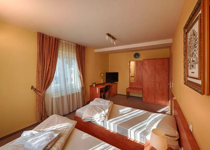 Airport Global Hotel, Olive INN