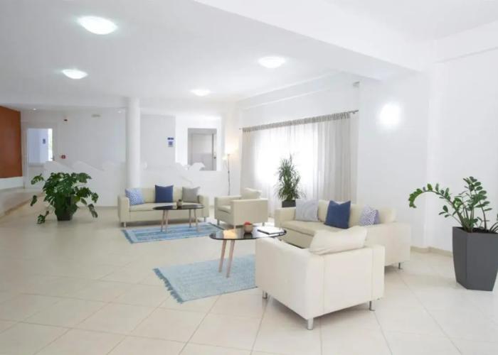 Menes Hotel