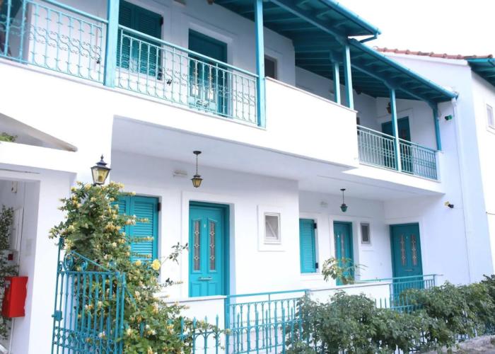 Bella Vista Apartments